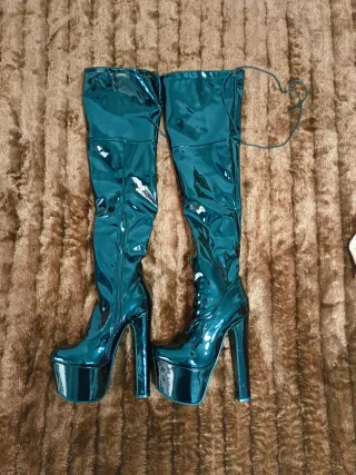 Botas Altas Nuevas Talla X