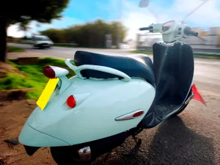 Aprilia Habana 50cc Scooter