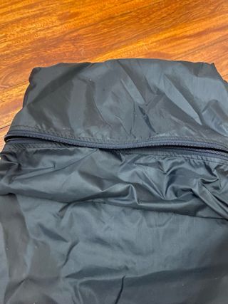 Impermeable y Mochila 2 en uno