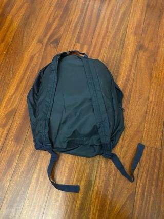 Impermeable y Mochila 2 en uno