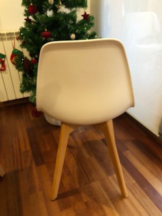 Juego de comedor moderno