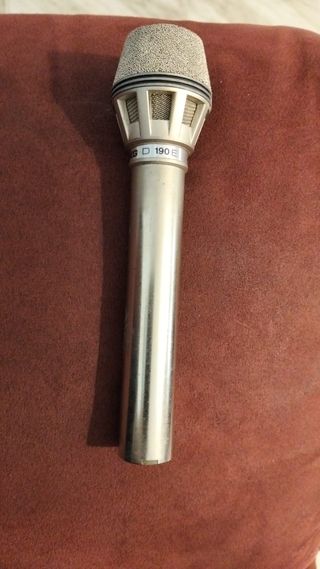 Micrófono AKG D 190 E Vintage Plata