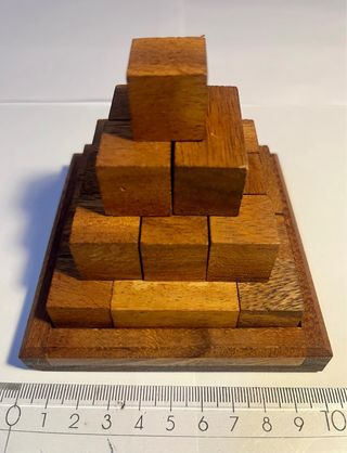 Rompecabezas Pirámide Madera
