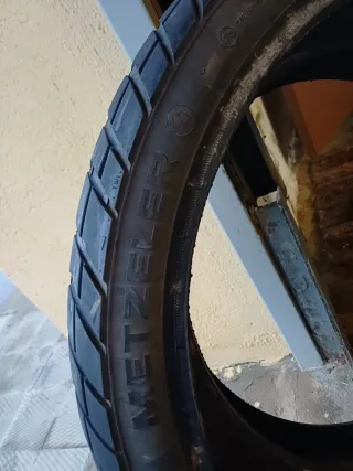 Neumáticos Metzeler Karoo Street