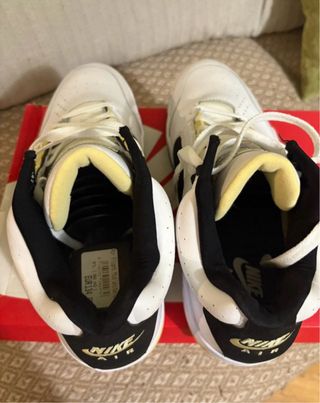 Nike Deportivas Blancas y Negras