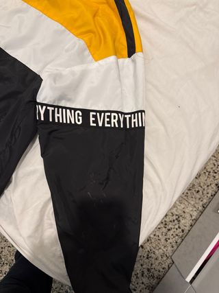 Chaqueta deportiva color block