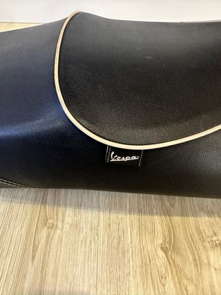 Asiento - Sillín Vespa GTS 1B001122000C1.