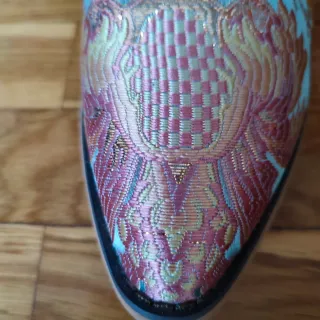 Botines bordados florales