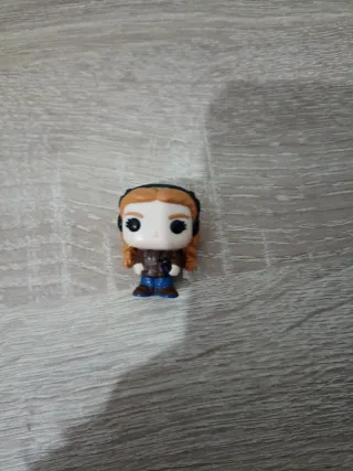 Figuras Kinder Joy Lucas y Max