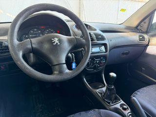 PEUGEOT 206 1.9D 70CV MANUAL 5PT 5PZ AÑO 2001