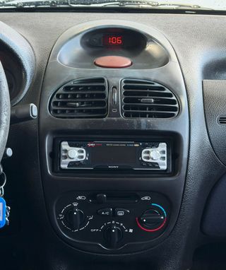 PEUGEOT 206 1.9D 70CV MANUAL 5PT 5PZ AÑO 2001