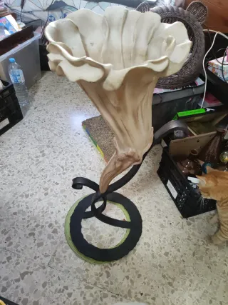 Flor Decorativa Metal y Madera