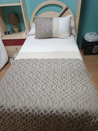 Estantería y cabecero dormitorio