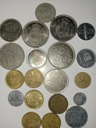 Lote 20 monedas pesetas diferentes valores y años