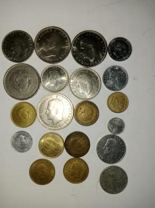 Lote 20 monedas pesetas diferentes valores y años