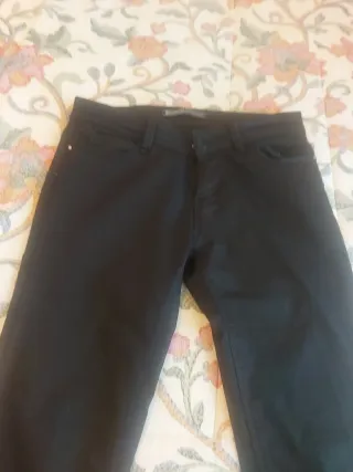 Pantalón negro mujer