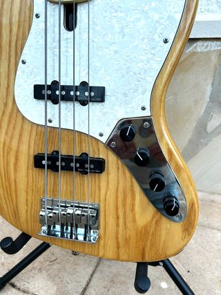 Sire V7 Swamp Ash Mejorado