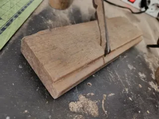 Cepillo de carpintero antiguo