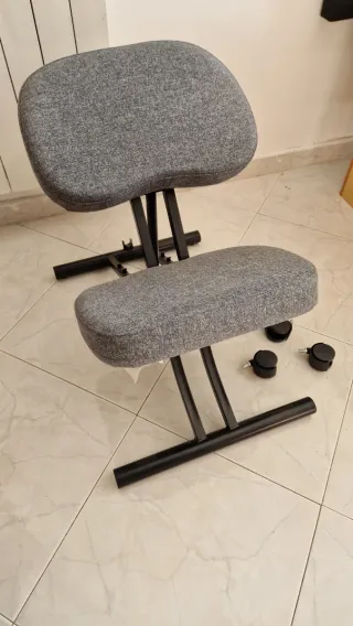 Sedia ergonomica Ikea grigia