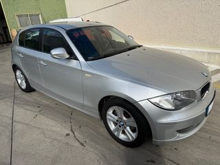 BMW 116i 2010 ETIQUETA C LIBRO GARANTIA