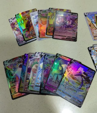 Cartas Pokémon Variadas