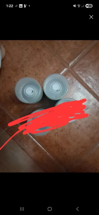 2 botes de barniz en spray