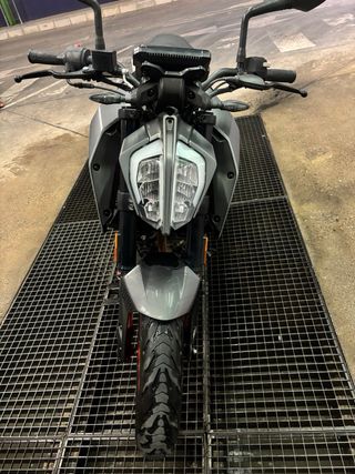 KTM DUKE 125 2022