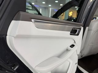 Porsche Macan TURBO FULL