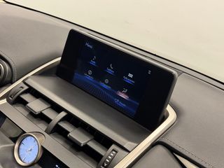 Lexus NX 300H Premium