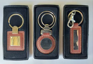Llaveros de cuero y metal
