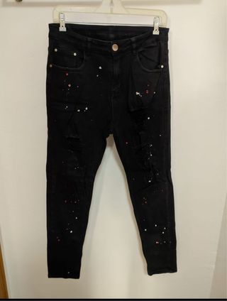 Vaqueros negros con pintura