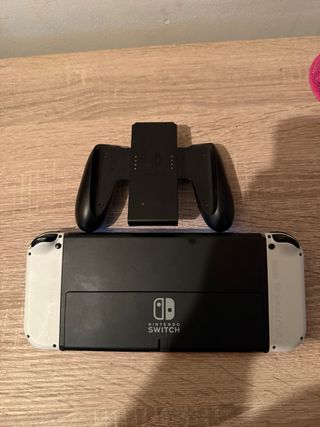 Nintendo Switch OLED + Juegos + Micro SD
