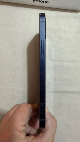 iPhone12 azul 128GB–Muy cuidado, con caja y cable