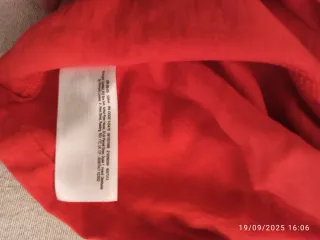 Blusa naranja con escote pico manga corta