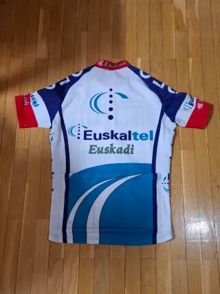 Lote ciclista Euskaltel Euskadi