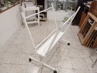 Expositor para láminas, grabados o dibujos