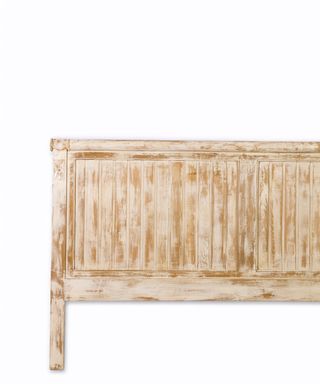 Cabecero de madera provenzal