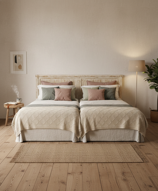 Cabecero de madera provenzal