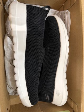 Skechers Go Walk Air Cooled Goga Mat Negro