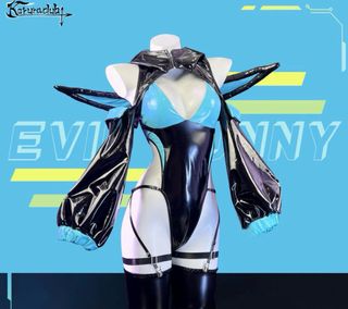 Pack 4 Cosplays KORURA CLUB