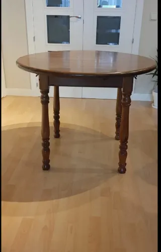 Mesa de comedor madera maciza pino ampliable.