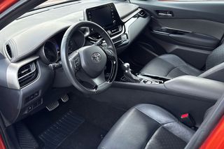 Toyota C-HR   2.0 180H Kaji Edition