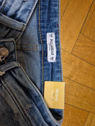 Pantalones Vaqueros Desgastados Pull&Bear