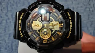 Reloj Casio G-SHOCK Negro Dorado