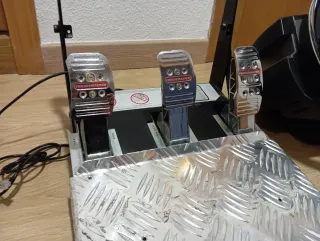 Thrustmaster T500 RS + Pedales + Palanca TH8