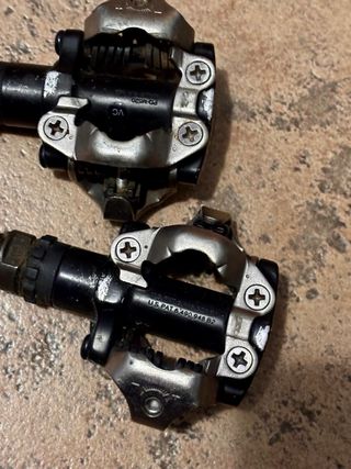 Pedales Shimano PD-M520