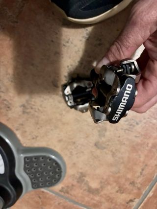 Pedales Shimano PD-M520