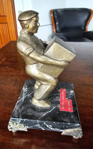 Figuras decorativas de bronce