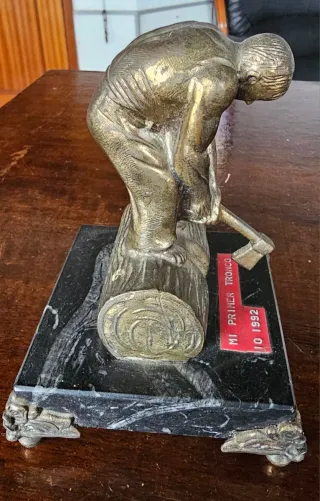 Figuras decorativas de bronce