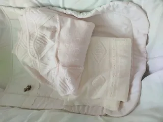 Minicuna moisés con ruedas. Colchón de 78 cm.